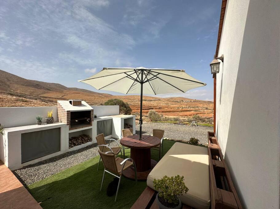 Private Villa With Pool In The Mountains Pájara エクステリア 写真